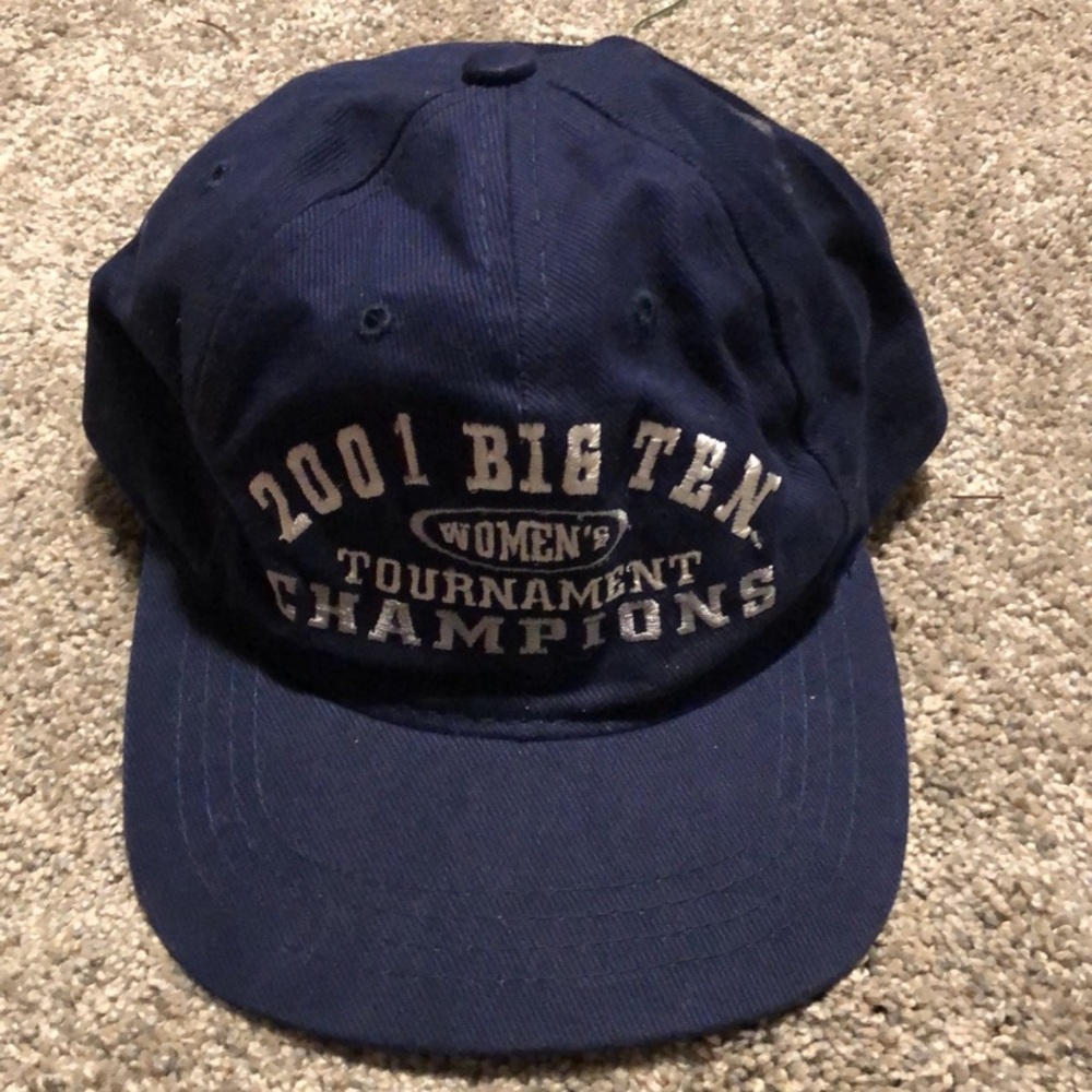 💙 2001 Big Ten Women’s Tournament Champions snapback bat (Iowa)